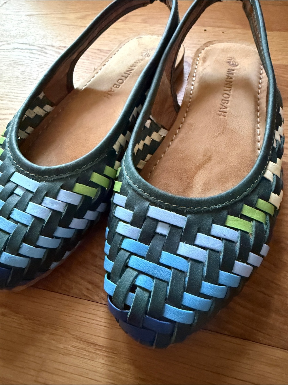 Manitobah x Gabriel Frey Flats Sz 7